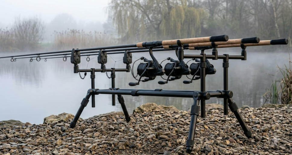 Carp Fishing Rod Pod Mayorista: Búsqueda B2B y Especificaciones 4 varilla de pescar para carpas al por mayor